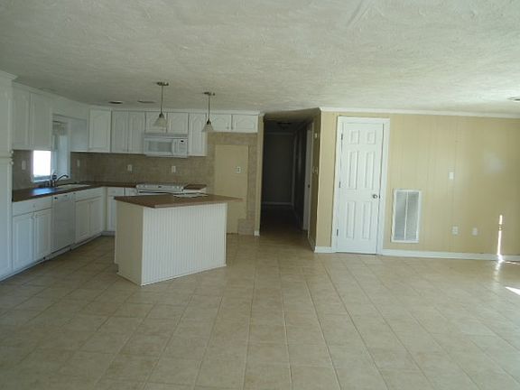 5th image of 148 Willis Ln