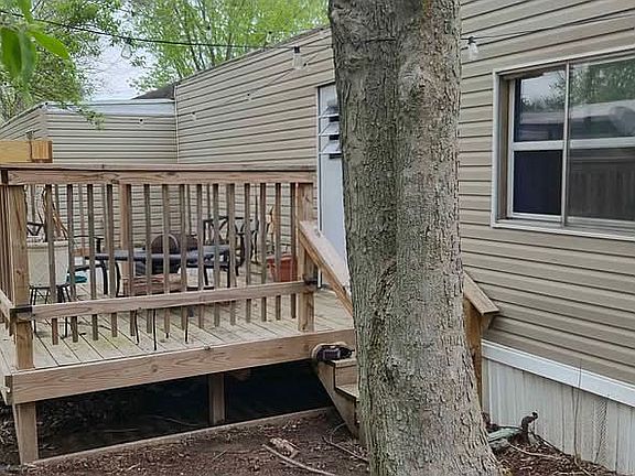 3rd image of 35 Dennis Dr