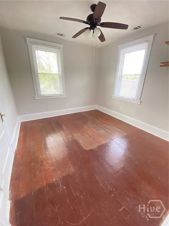 2 bed, 1.0 bath, 1200 sqft, $1,675 — Photo 3