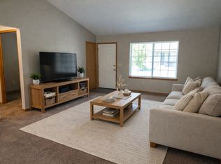 904 Speyers Rd #A, Selah, WA 98942