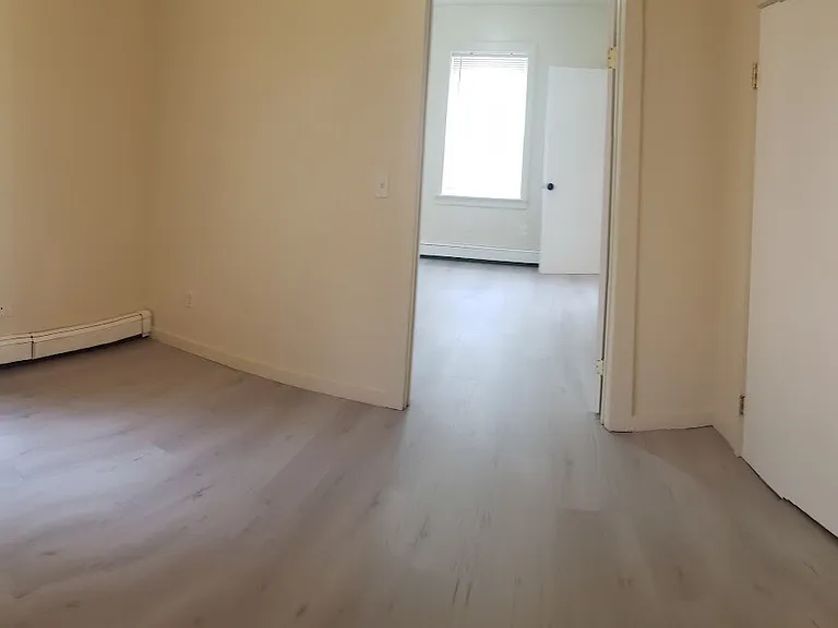 25 Rose Park Ave #2 — Photo 5