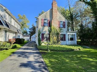 935 Eggert Rd, Amherst, NY 14226