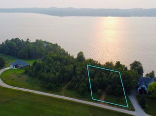 28 & 29 N Lake Leelanau Dr, Lake Leelanau, MI 49653