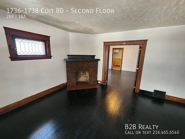 1736-1738 Coit Rd #2 — Photo 5