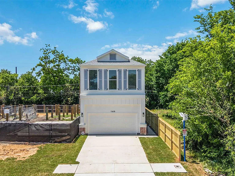 10608 Ashville Dr — Photo 41