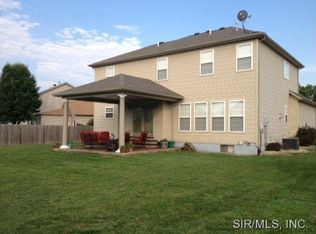 569 Newhart Dr, Granite City, IL