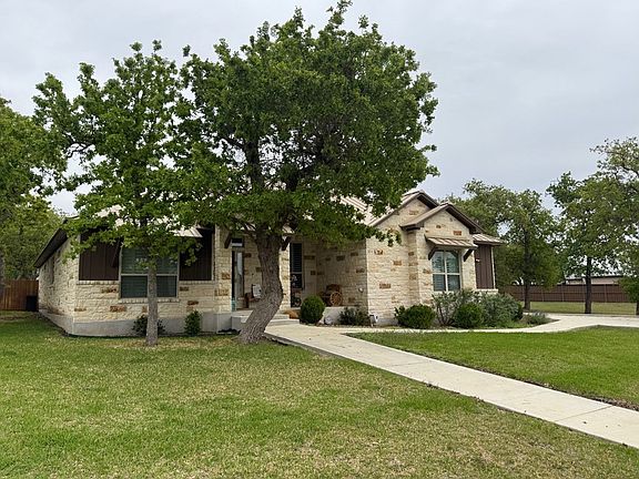 2nd image of 324 Ellebracht Dr #9