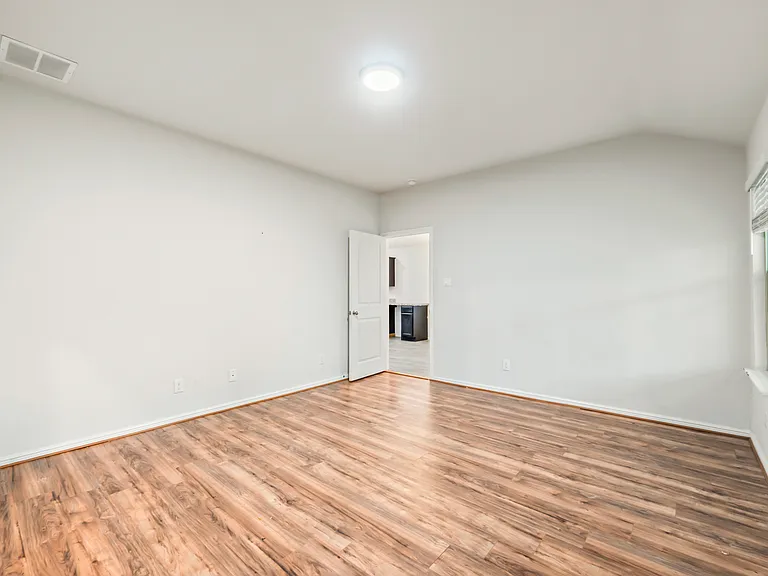 9717 Snowbell Ln — Photo 16