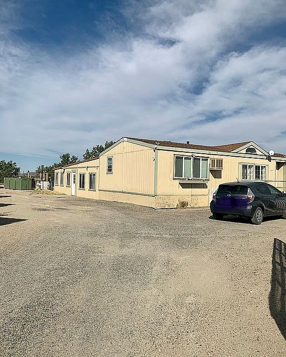 1st image of 5460 Deodar Ave