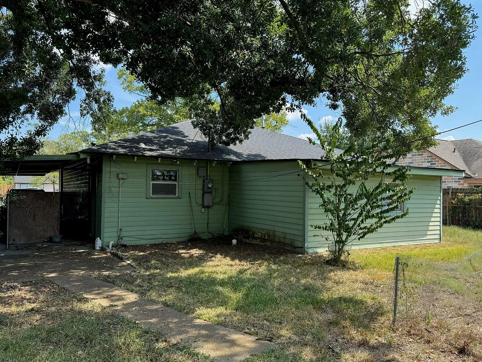2 bed, 1.0 bath, 1250 sqft, $2,500 — Photo 2