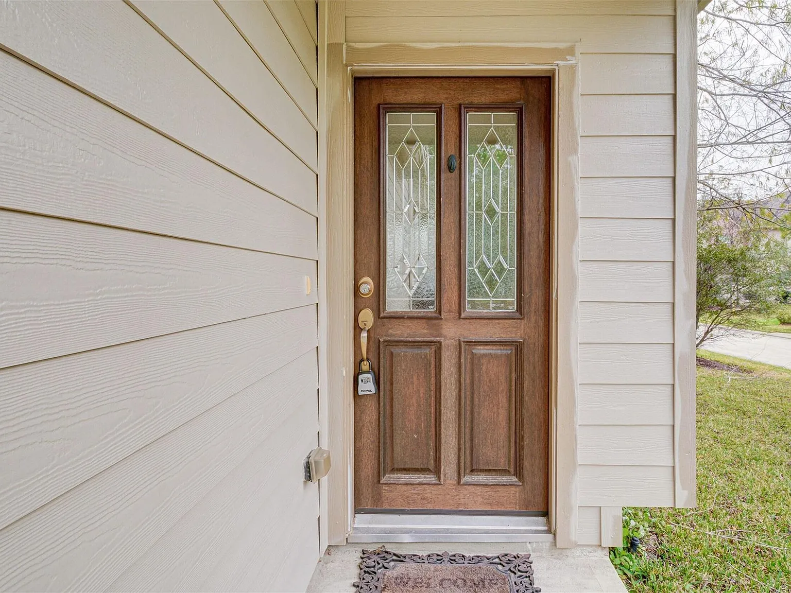 3 bed, 2.5 bath, 1627 sqft, $1,980 — Photo 2