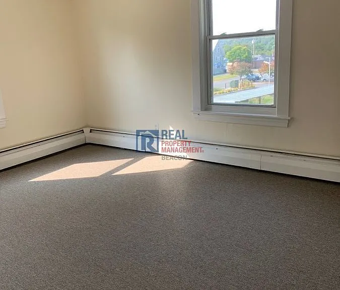 24 Tracy St #2 — Photo 3