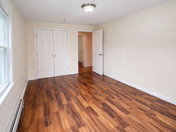 5th image of 632 Piermont Ave #2