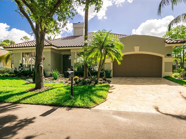 3799 Lancewood Dr — Photo 29