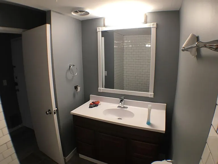 2828 N Burling St #308 — Photo 13
