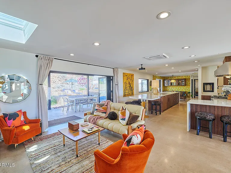 4016 E Flynn Ln — Photo 26