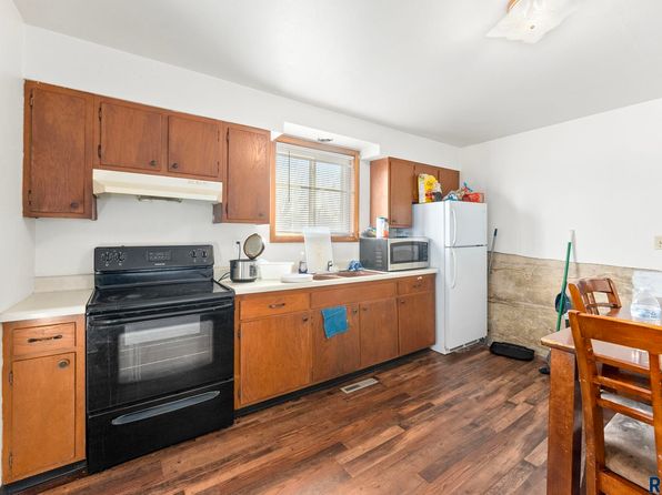 sioux-falls-south-dakota-85832934 picture