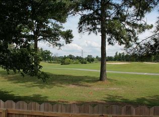 829 Whispering Woods Ct, Virginia Beach, VA 23456
