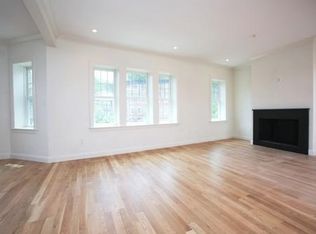 105 Winthrop Rd #3, Brookline, MA 02445