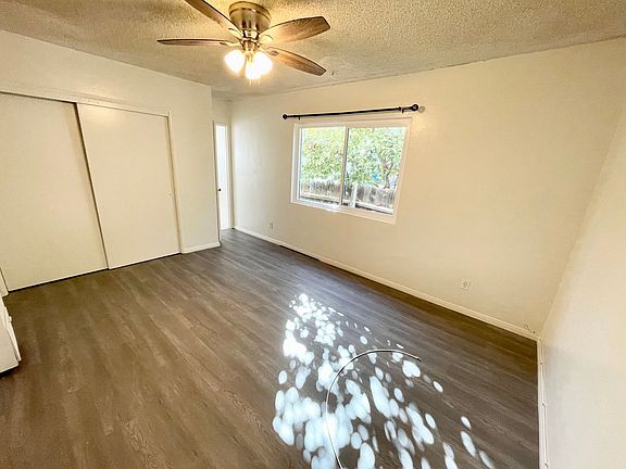 5th image of 114 N Orange Ave #2