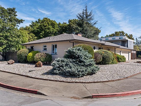 2nd image of 1822 Nordyke Avenue