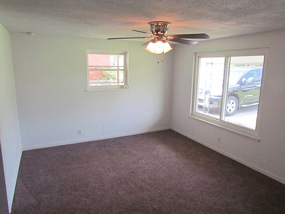 5th image of 1574 Pueblo Dr