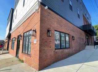 581 Jamestown St, Philadelphia, PA 19128