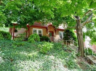 373 Atlanta Dr, Pittsburgh, PA 15228