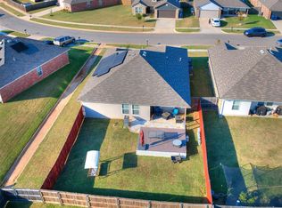 11036 NW 94th St, Yukon, OK 73099