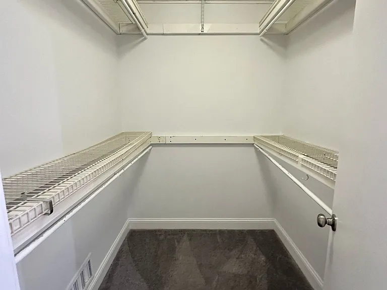 1749 Hillside Pl — Photo 26