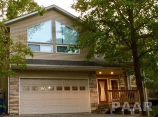 4925 S Lake Camelot Dr, Mapleton, IL 61547