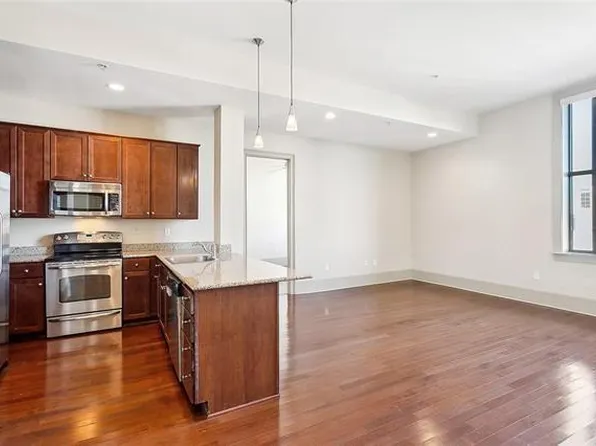 1201 Canal St APT 413, New Orleans, LA 70112