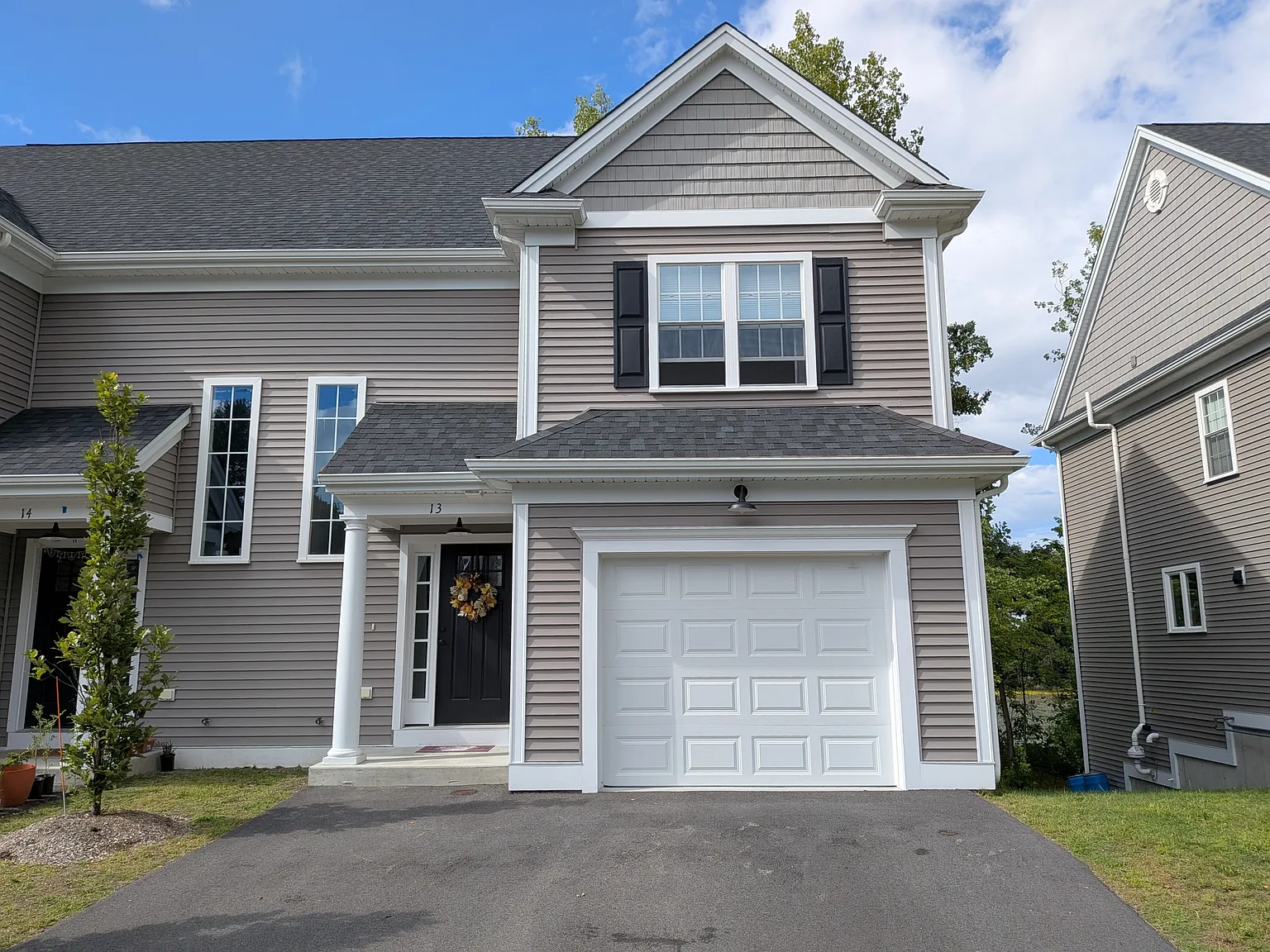 3 bed, 2.5 bath, 1524 sqft, $3,500 — Photo 2