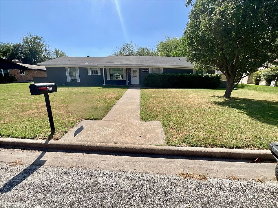 1st image of 3008 Arapaho Rd