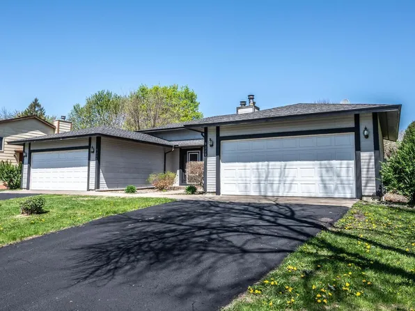 9220 29th Ave N, New Hope, MN 55427