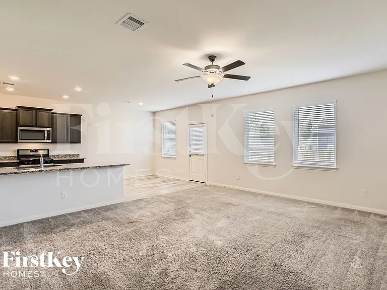 26732 Frost Dr — Photo 8