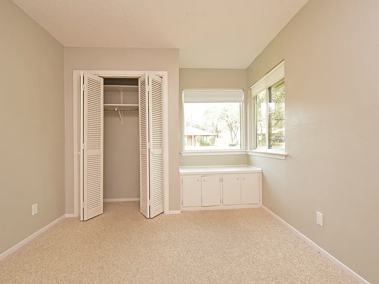 12005 Cabana Ln — Photo 31
