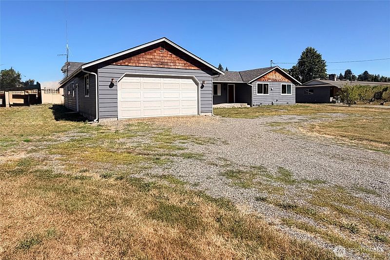5th image of 8525 234th Avenue E