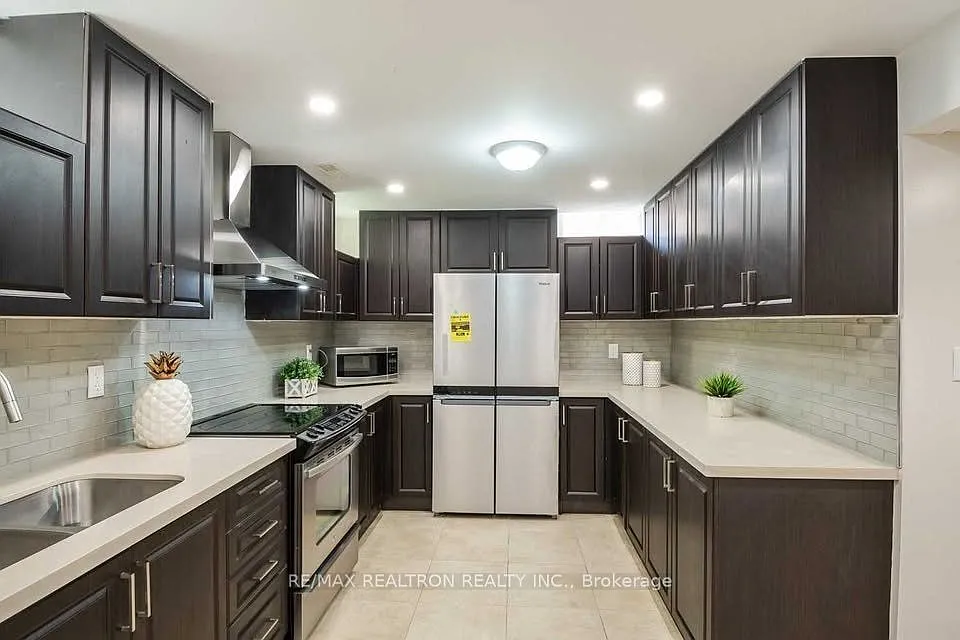 2 bed, $1,750 — Photo 4