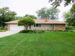 6330 Petzoldt Dr, Tipp City, OH 45371
