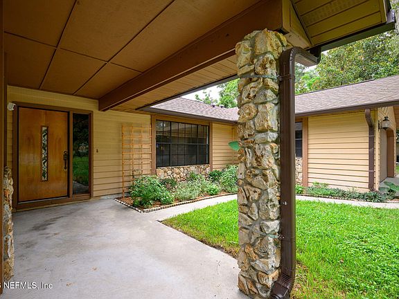 3rd image of 95 KNOLLWOOD ESTATES Drive
