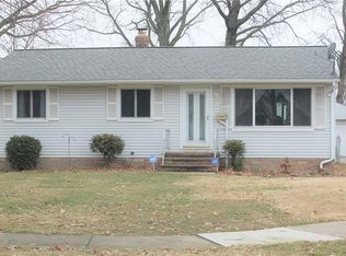 6172 Eavenson Blvd, Brookpark, OH 44142