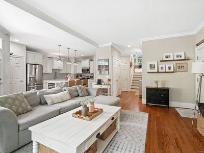 140 Tunxis Hill Cutoff, Fairfield, CT, 06825