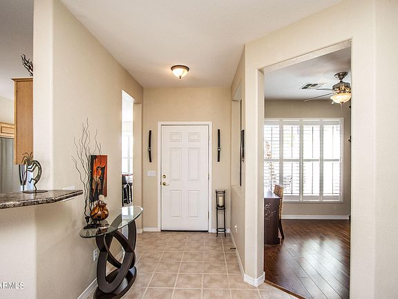 4th image of 3054 E FIRESTONE Drive
