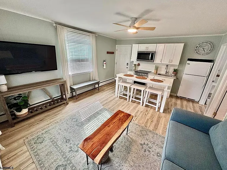 512 W Brigantine Ave #A — Photo 5