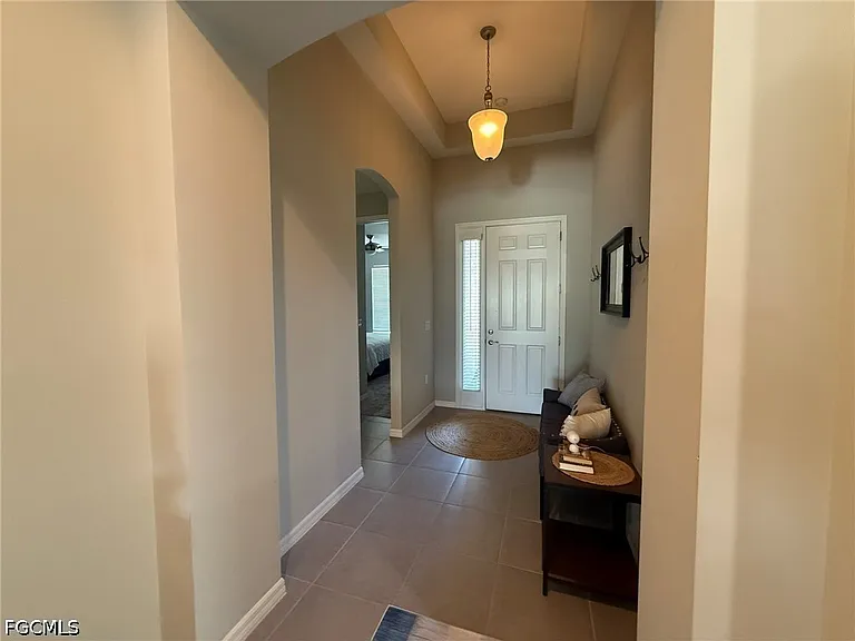 3916 King Edwards St — Photo 6