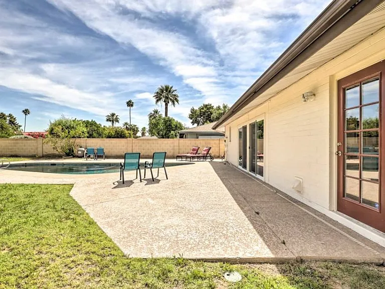 600 E Palm St — Photo 17