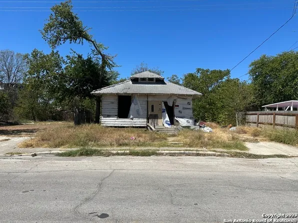621 S Pine, San Antonio, TX 78203