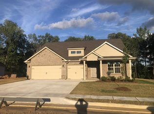 804 Ronnie Southeast Dr, Hartselle, AL 35640