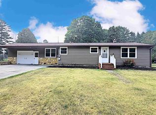 945 Steiner Dr, Mishicot, WI 54228